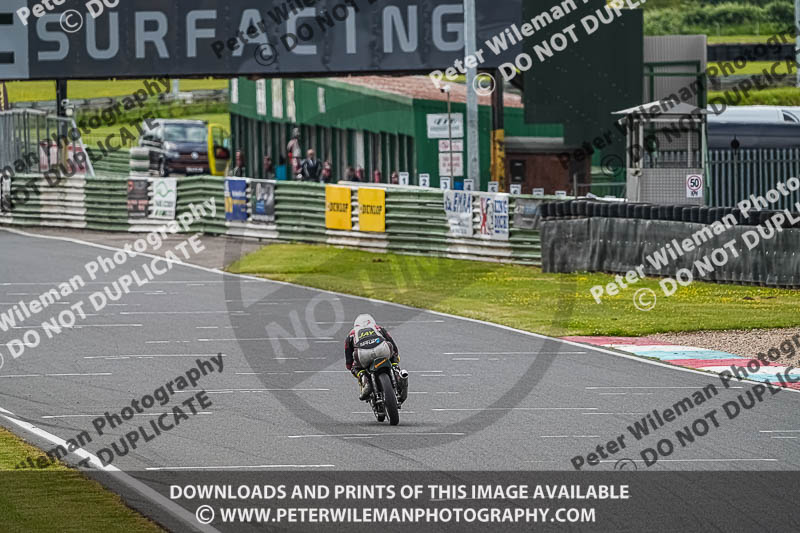 enduro digital images;event digital images;eventdigitalimages;mallory park;mallory park photographs;mallory park trackday;mallory park trackday photographs;no limits trackdays;peter wileman photography;racing digital images;trackday digital images;trackday photos